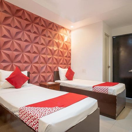 OYO 697 Obrero Suites Davao Exterior foto